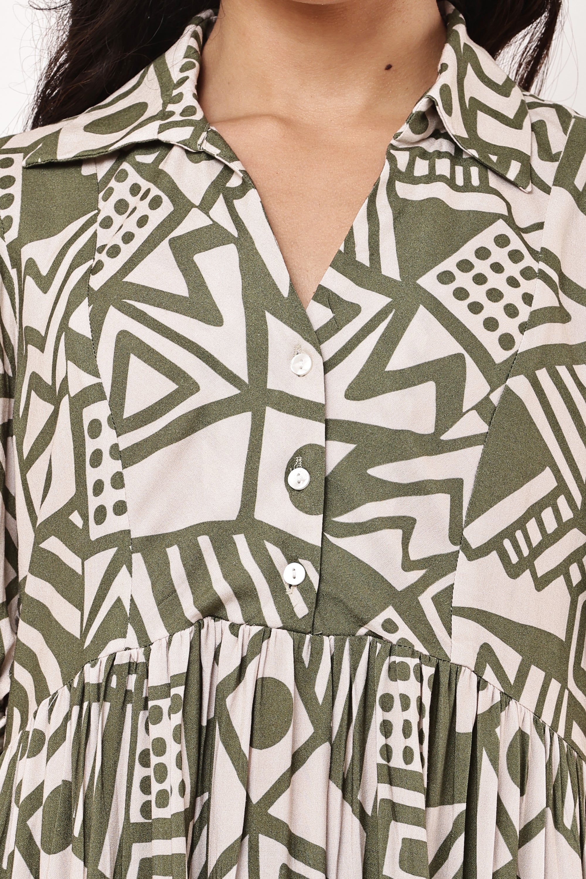 Celine Terra Geometric Pattern Detail - Green and Off-White Print Design