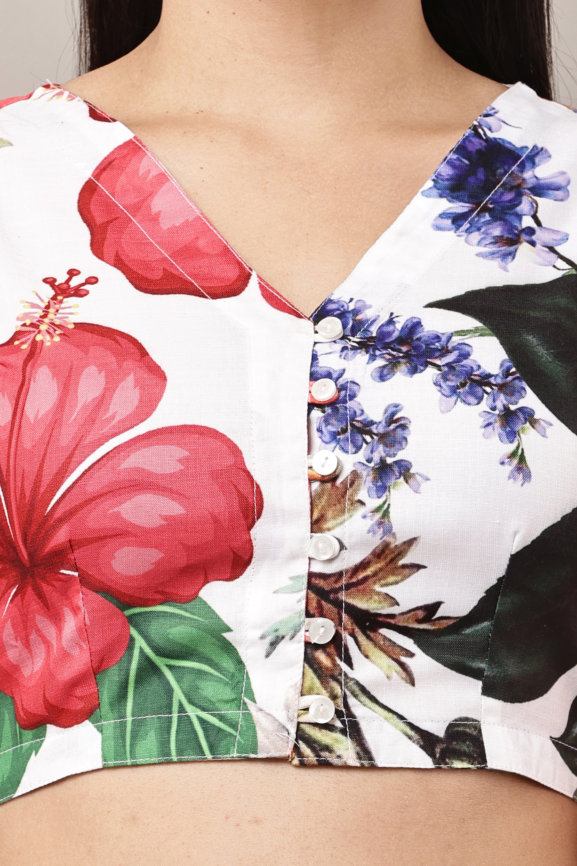 Hibiscus Paradise Floral Pattern Detail - Pink Red Green Hibiscus Print
