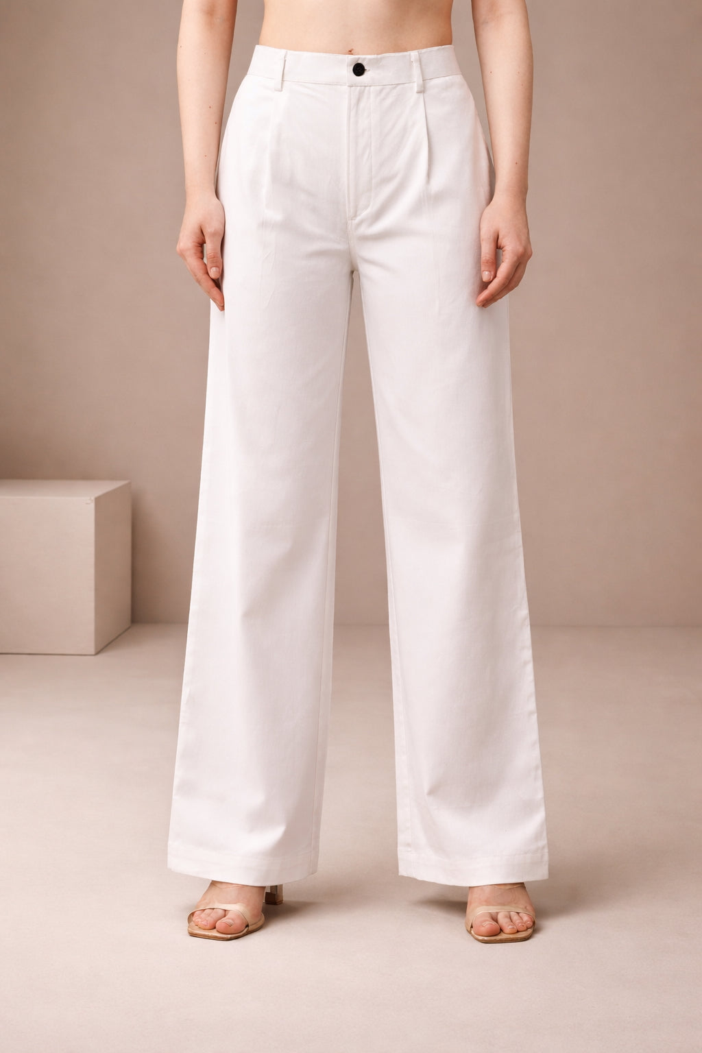 Pleated High-Waist Wide-Leg Cotton Twill Trousers – White
